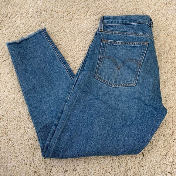 Levi’s PREMIUM Jeans 27 Wedgie Straight Button Fly BIG E Medium Distressed Blue - Picture 8 of 9